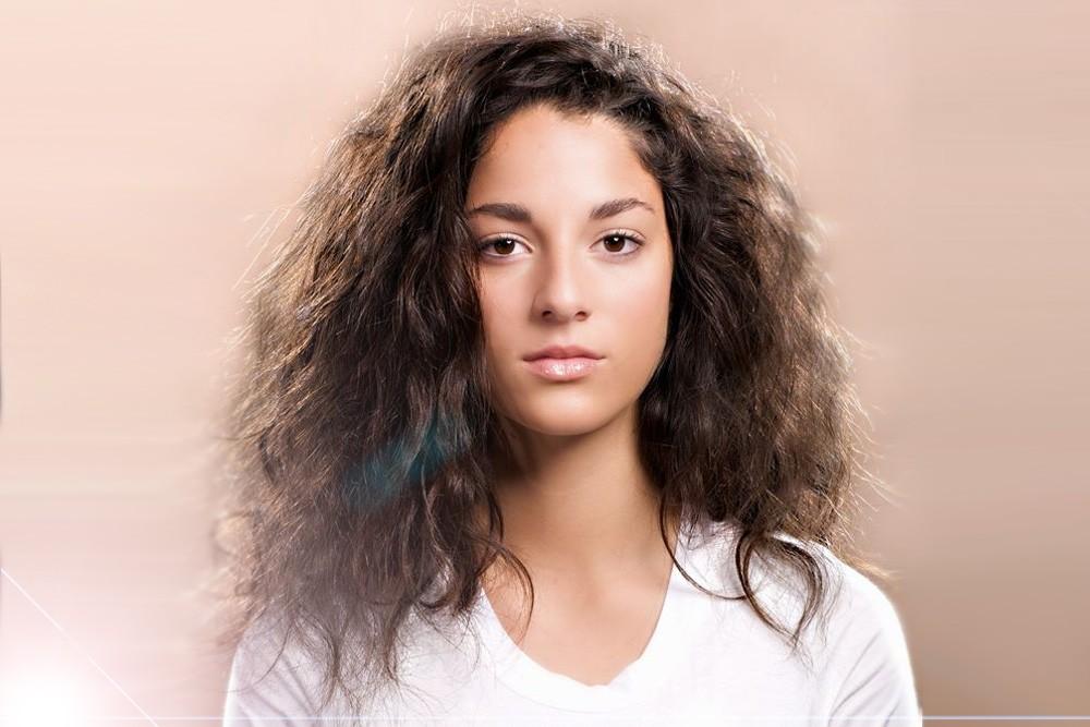 DITCH THE FRIZZ THIS SUMMER! - ApHogee